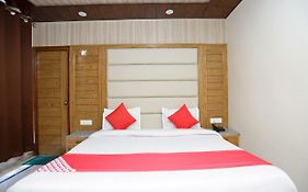Oyo 39066 Hotel Star View